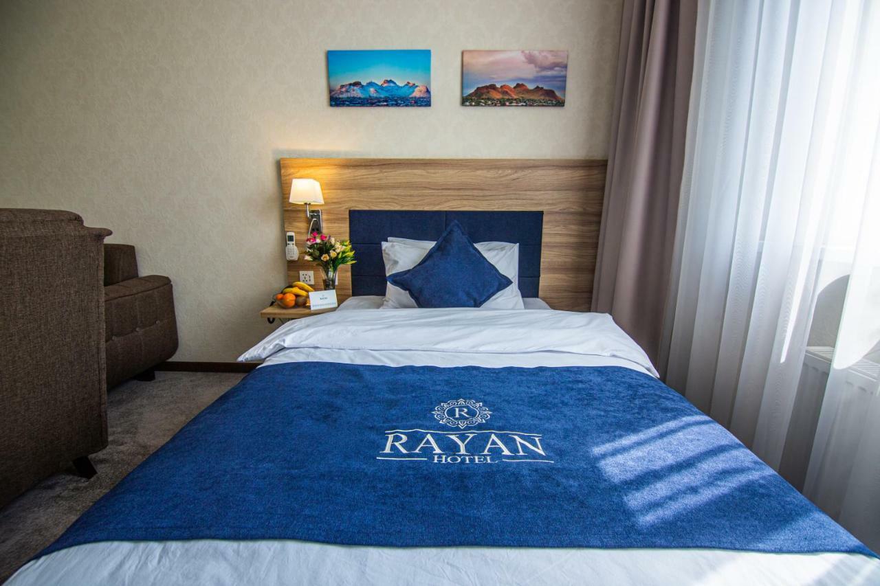Rayan Hotel Oş Exterior foto
